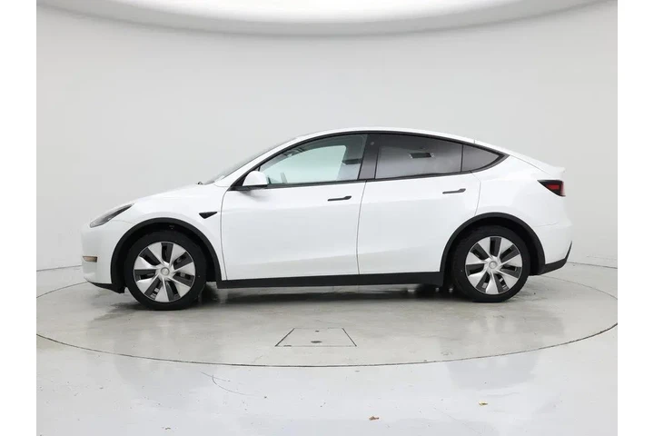 $28998 : Tesla Model Y 2022 AWD Long image 3