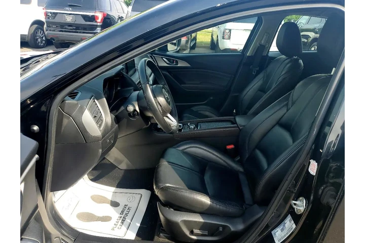 $10980 : 2018 3 5-Door Touring Auto image 8
