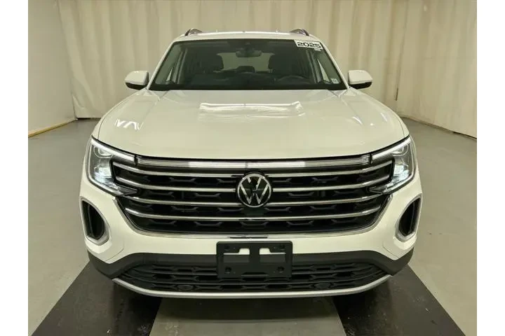 $38877 : Volkswagen Atlas 2025 AWD SE image 5