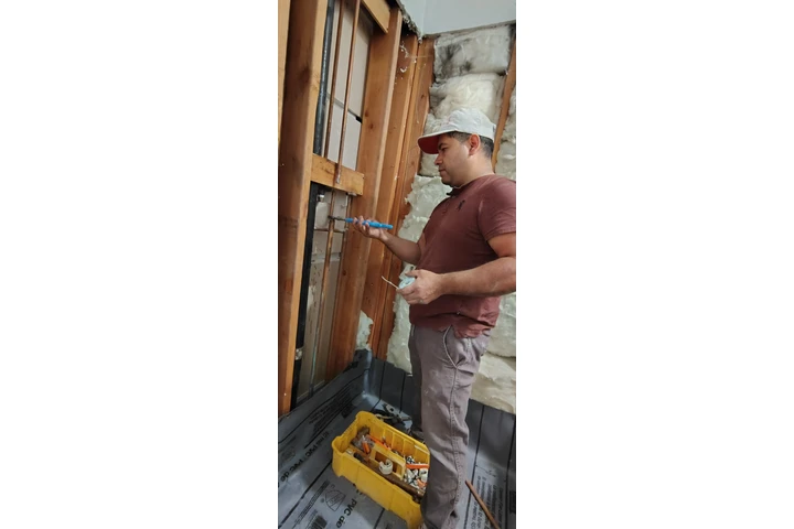 HANDYMAN image 5