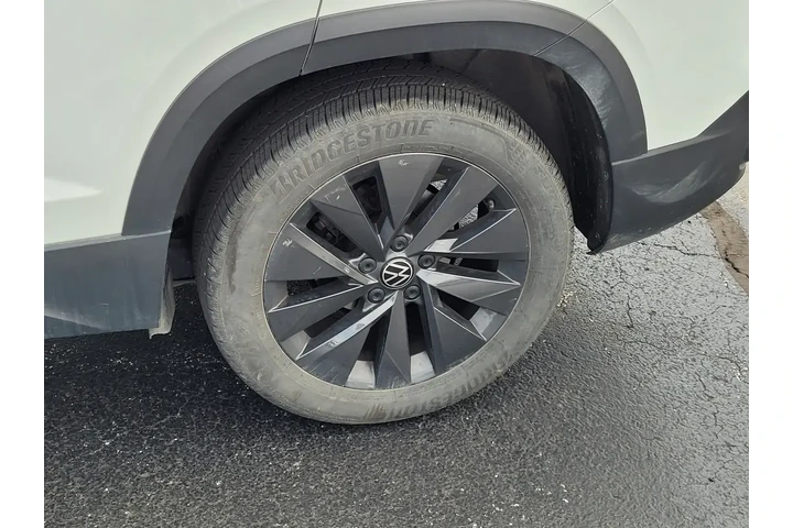 $20541 : Volkswagen Taos 2023 S 4dr S image 10