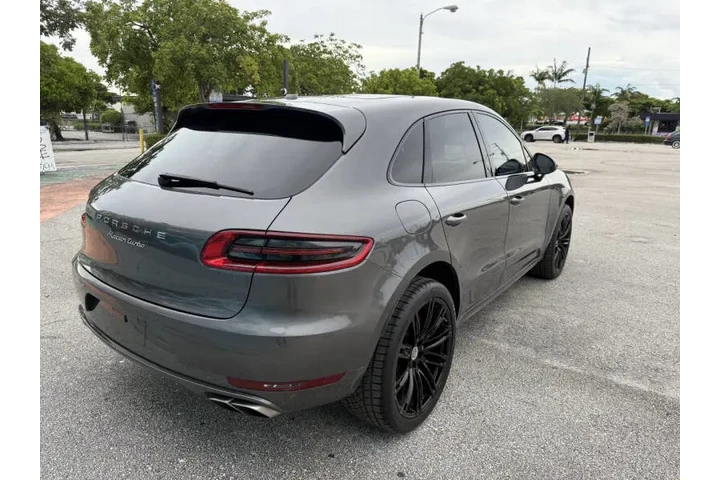 $23999 : 2016 Macan Turbo image 8