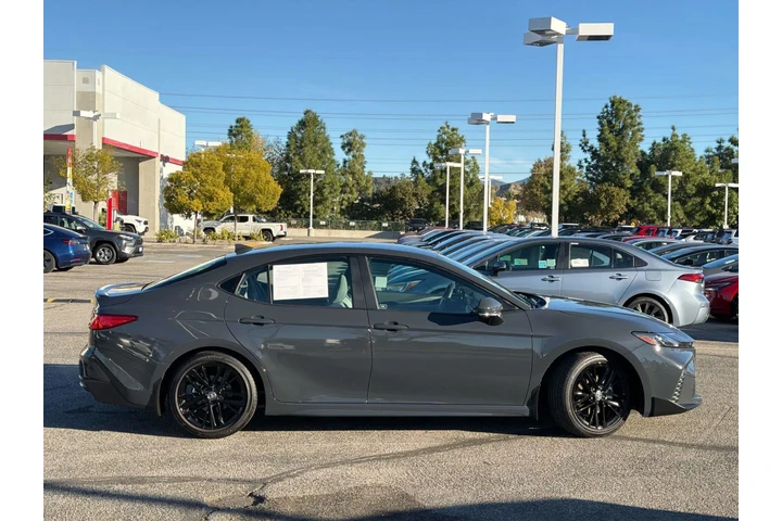 $30820 : Toyota Camry 2025 SE 4dr Sed image 3