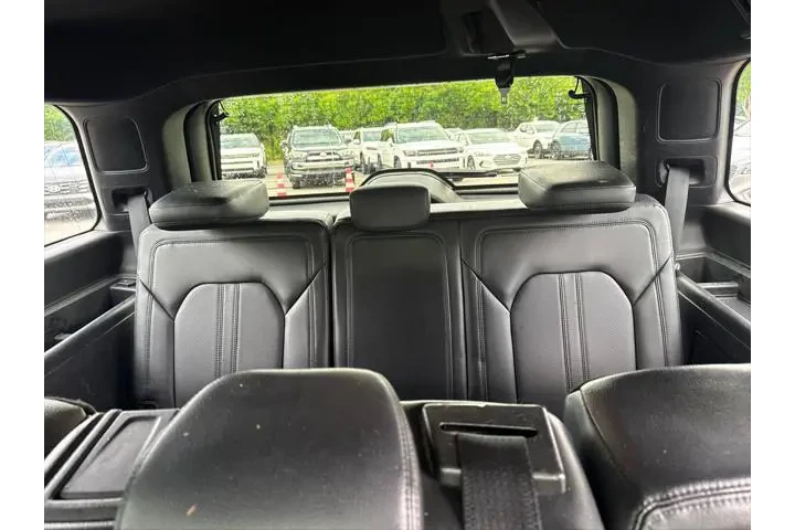 $18659 : Ford Expedition 2018 4x2 Lim image 10