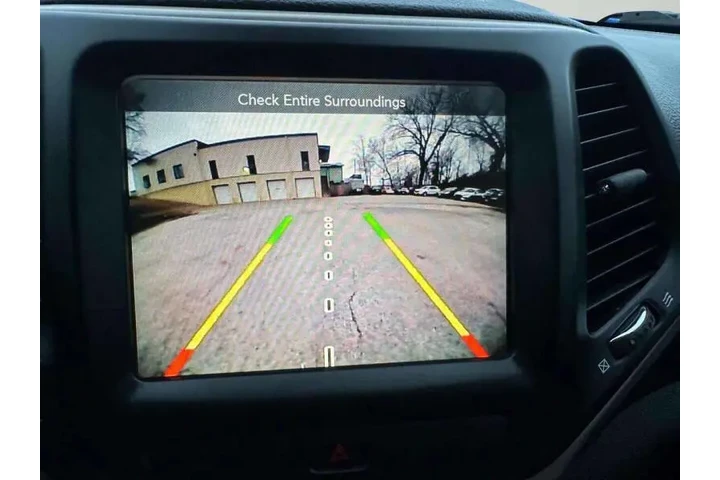 $8900 : 2015 Cherokee Latitude image 10