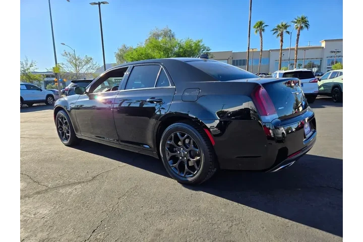 $22264 : Chrysler 300 2019 AWD S 4dr image 4