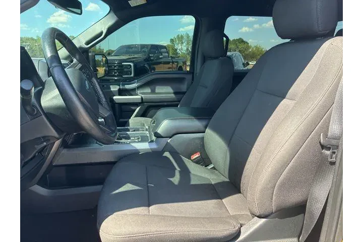 $28592 : Ford F-150 2019 4x4 Lariat 4 image 6