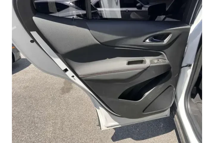 $19985 : Chevrolet Equinox 2023 4x4 R image 10