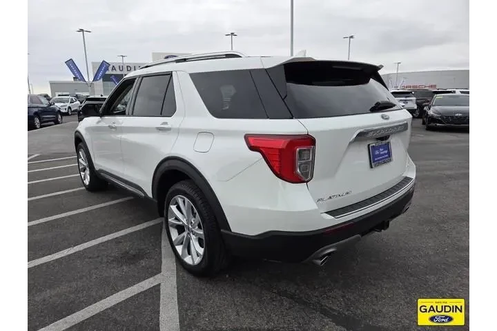 $37710 : Ford Explorer Hybrid 2022 AW image 5