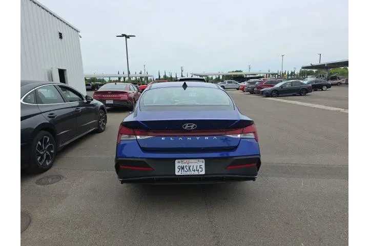 $20900 : Hyundai ELANTRA 2024 SEL 4dr image 5