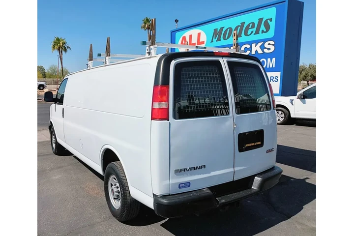 $29995 : 2017 GMC SAVANA 3500 CARGO image 2