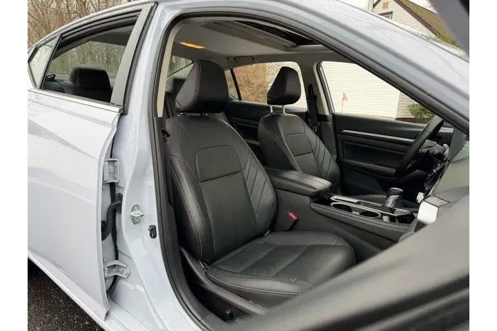 $19495 : Nissan Altima 2025 2.5 SR 4d image 10