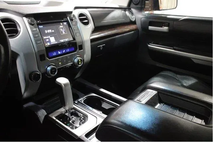 $19896 : Toyota Tundra 2016 4x4 Limit image 7