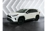 $28791 : Toyota RAV4 2024 AWD LE 4dr thumbnail