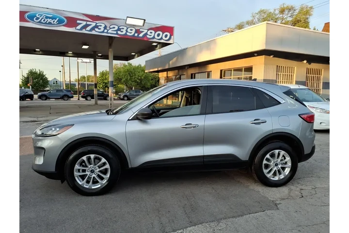 $23467 : Ford Escape 2022 AWD SE 4dr image 5