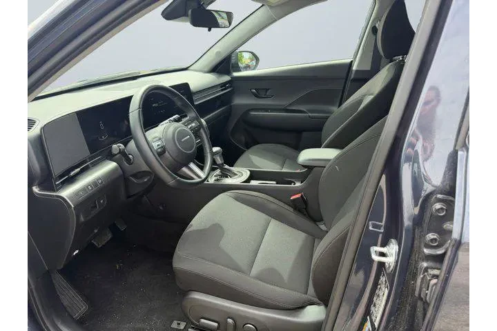 $26175 : Hyundai KONA 2025 AWD SEL 4d image 9