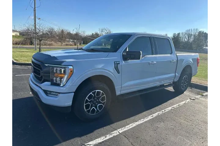 $37000 : Ford F-150 2022 4x4 XLT 4dr image 6