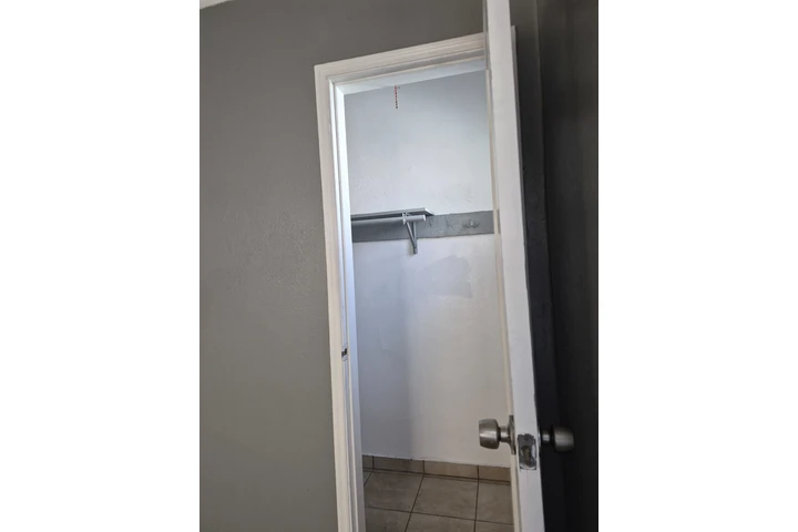 $2300 : Rento departmento 2brm. image 9