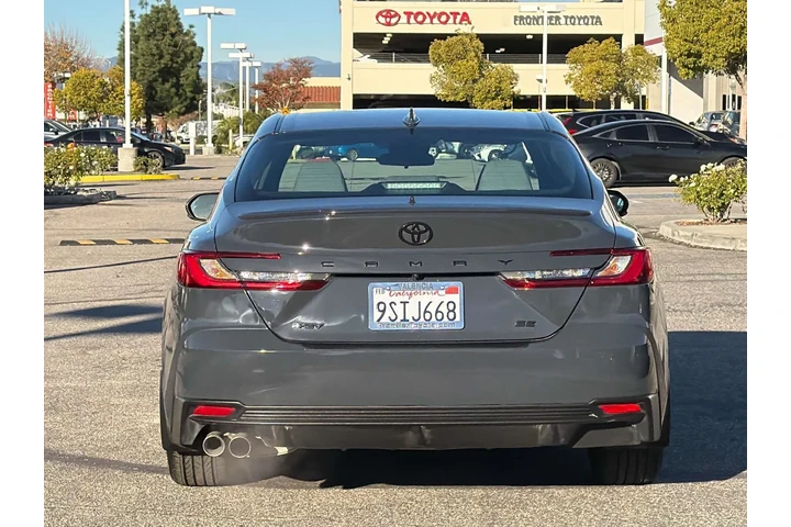 $30820 : Toyota Camry 2025 SE 4dr Sed image 4