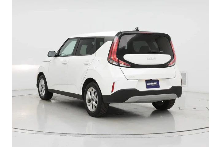 $16998 : Kia Soul 2024 LX 4dr Crossov image 2