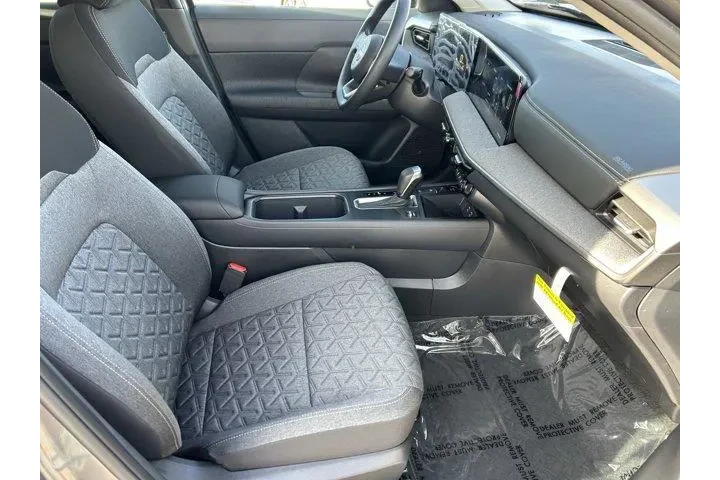 $26195 : Nissan Kicks 2026 SV 4dr Cro image 9