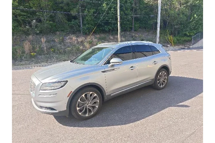 $38682 : Lincoln Nautilus 2023 AWD Re image 6