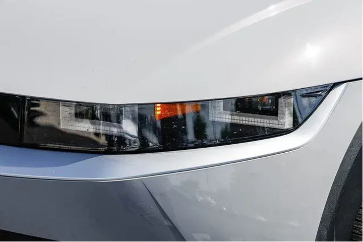 $33777 : Hyundai IONIQ 5 2025 SEL 4dr image 8