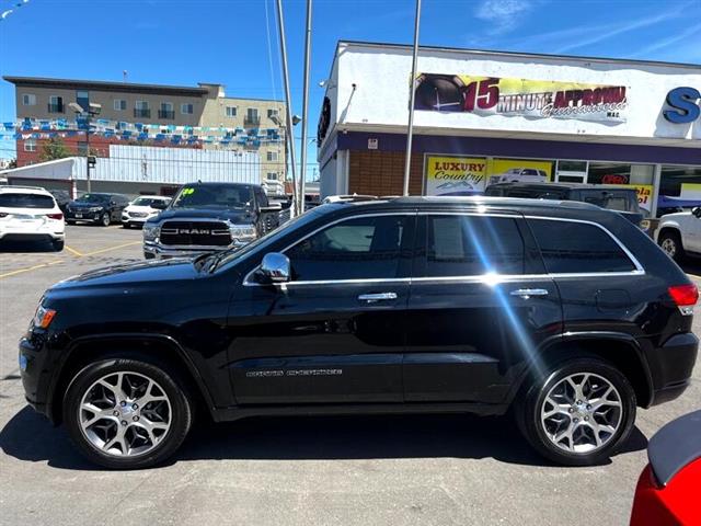 $33299 : 2021 Grand Cherokee Overland image 2