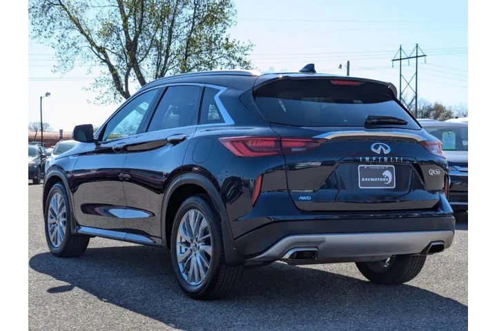 $26972 : 2023 QX50 Luxe image 10