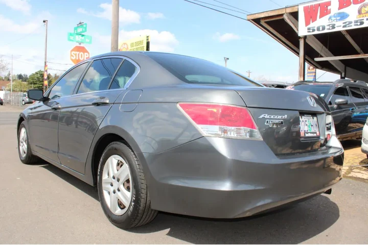$9995 : 2010 Accord Sdn 4dr I4 Auto LX image 4