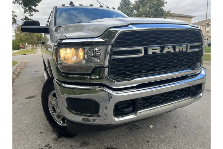 $23997 : 2019 RAM 2500 Tradesman image 8