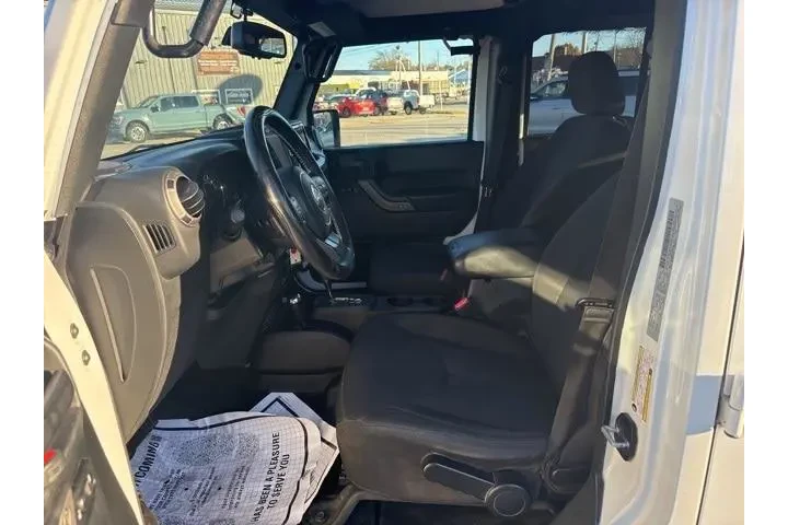 $20349 : Jeep Wrangler JK Unlimited 2 image 10