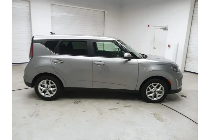 $18998 : Kia Soul 2024 S 4dr Crossove image 4