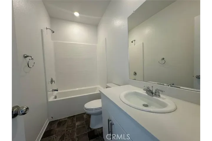 $2700 : BELL GARDENS CASA $2700 image 4