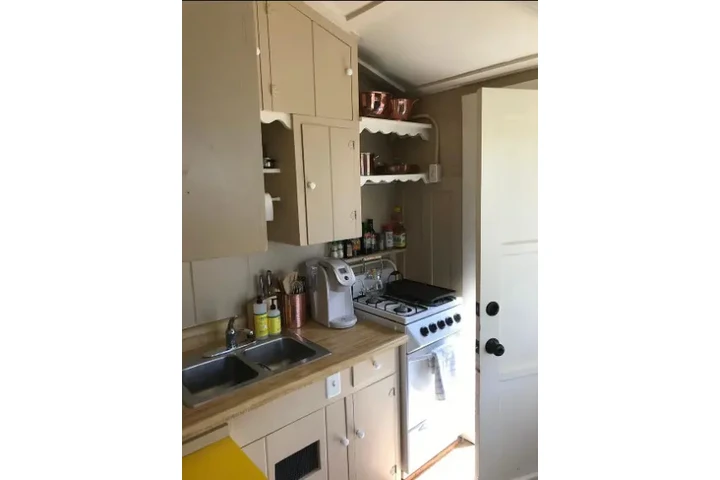 $1250 : cabaña de un dormitorio image 5