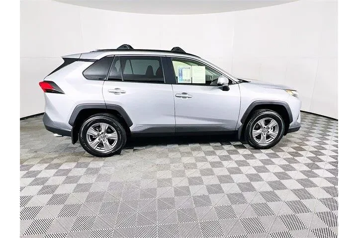 $38500 : Toyota RAV4 Hybrid 2025 AWD image 8