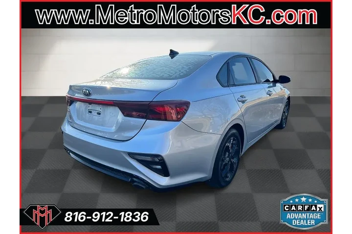 $11989 : 2019 Forte LXS IVT image 5