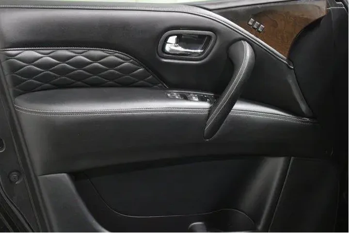 $30988 : INFINITI QX80 2019 Luxe 4dr image 3