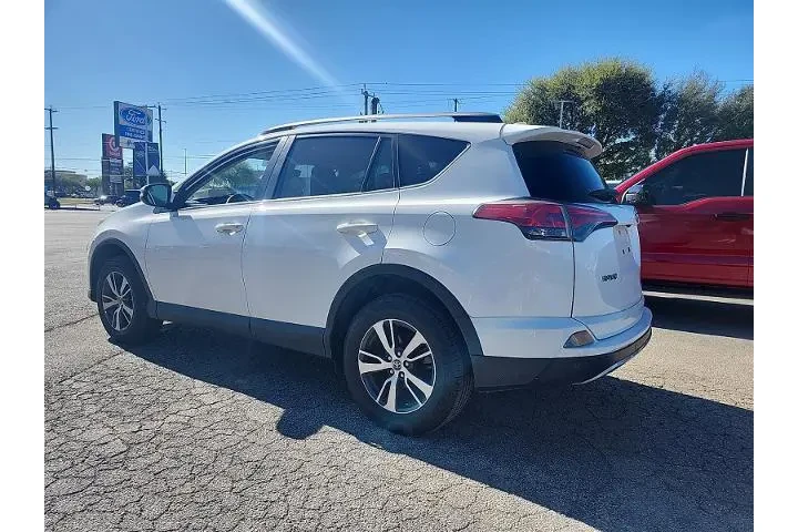 $21997 : Toyota RAV4 2018 XLE 4dr SUV image 5