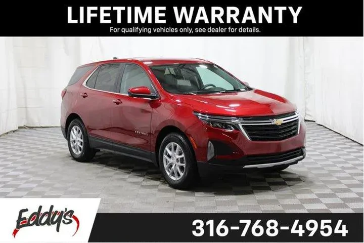 $19977 : Chevrolet Equinox 2024 LT 4d image 1
