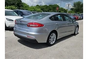 $15990 : Ford Fusion Hybrid 2020 SE 4 thumbnail