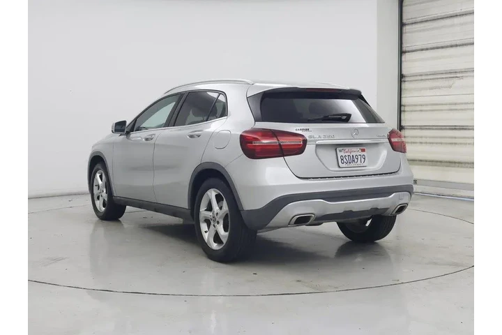 $16998 : Mercedes-Benz GLA 2018 AWD G image 2
