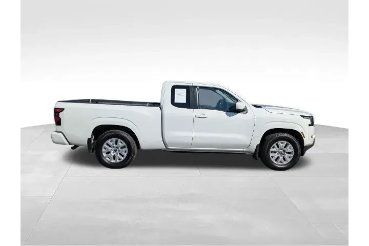 $26463 : Nissan Frontier 2024 4x2 SV image 4