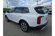 $30500 : Kia Telluride 2022 EX 4dr SU thumbnail