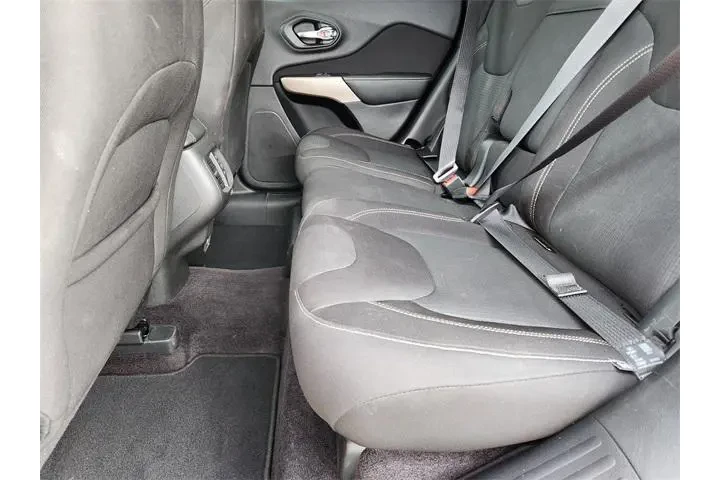 $11300 : Jeep Cherokee 2017 Latitude image 10