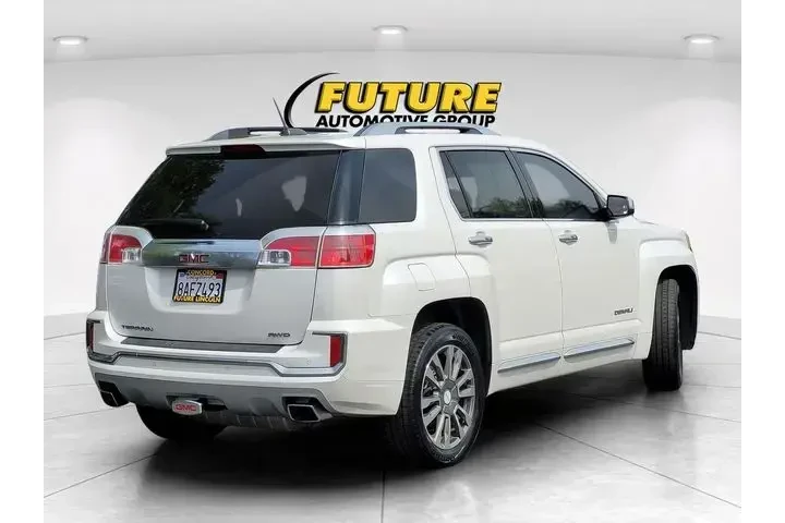 $21988 : GMC Terrain 2017 AWD Denali image 7