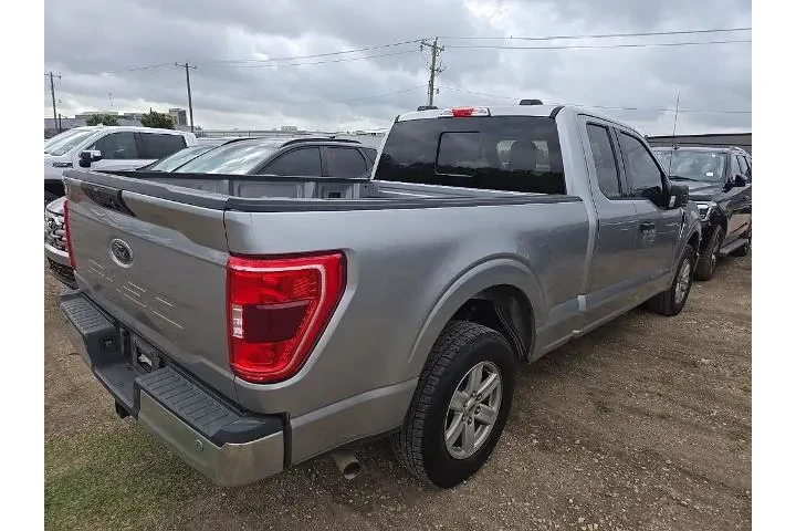 $21328 : Ford F-150 2021 4x2 XL 4dr S image 4