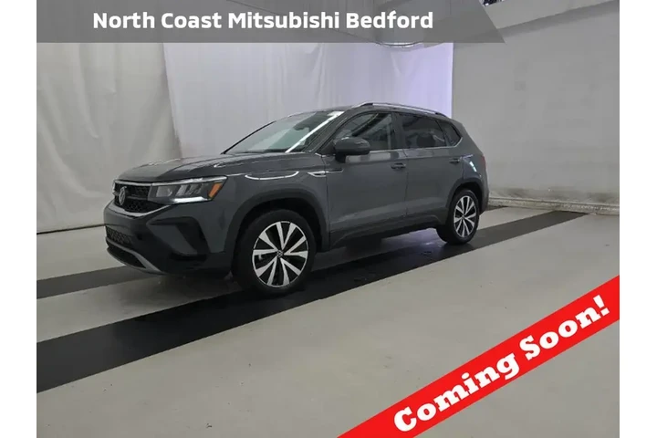 $21893 : Volkswagen Taos 2023 AWD SE image 1