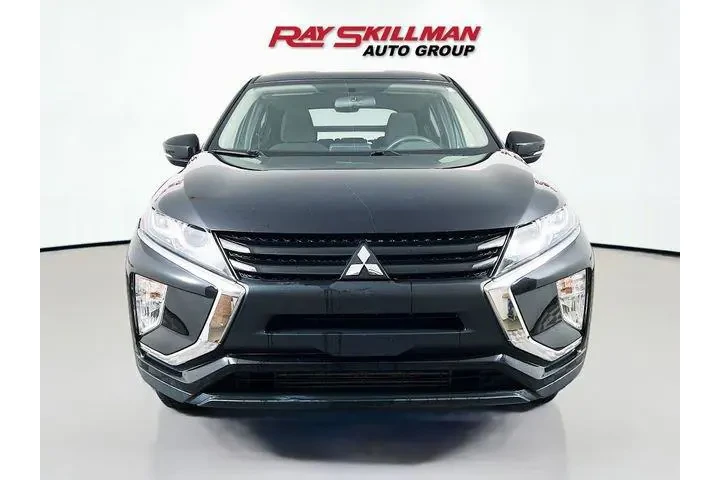 $11975 : Mitsubishi Eclipse Cross 201 image 2