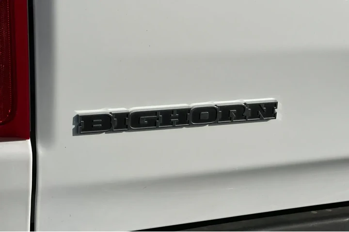 $38252 : Ram 1500 2025 4x4 Big Horn 4 image 9